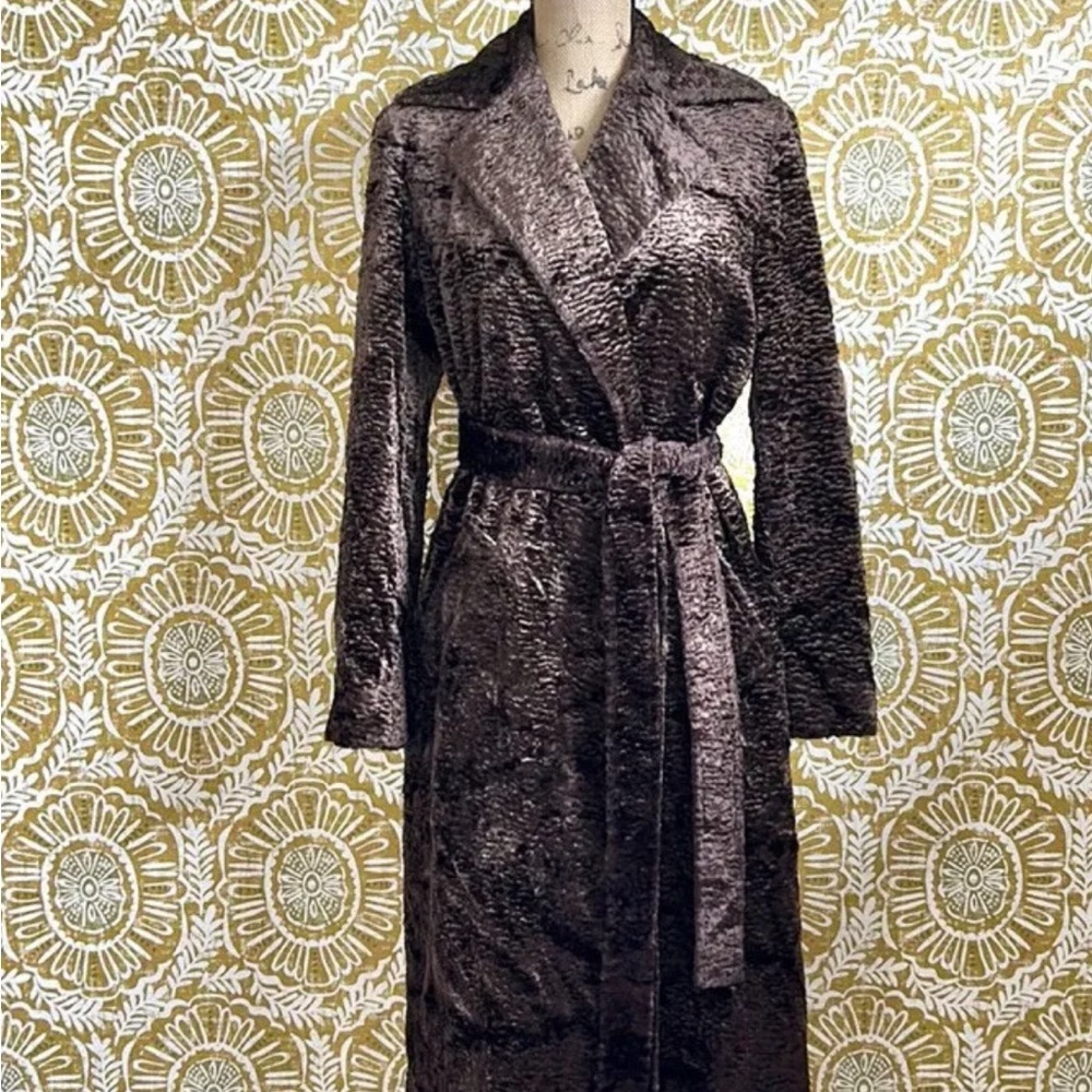 Lafayette 148 New York
Gorgeous Rare Persian Lamb Faux Fur Brown Belted Coat M